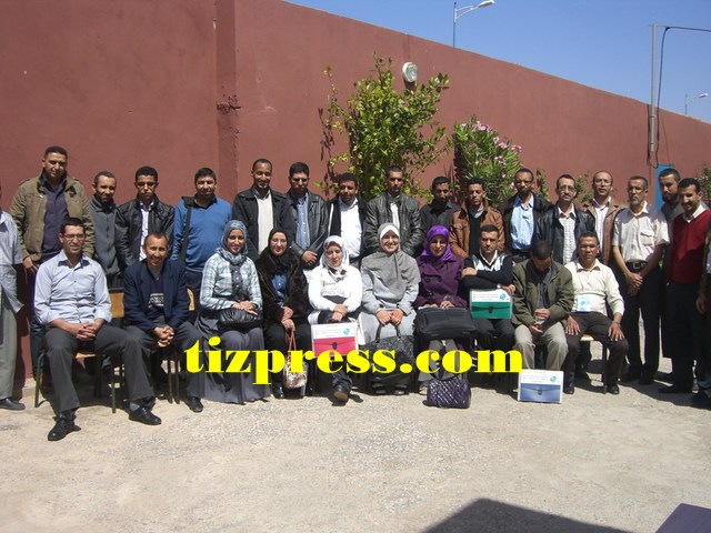تكوين وطني لجمعية الأستاذ بتيزنيت حول تقنيات المعلومات والاتصال (صور) تكوين وطني لجمعية الأستاذ بتيزنيت حول تقنيات المعلومات والاتصال (صور)